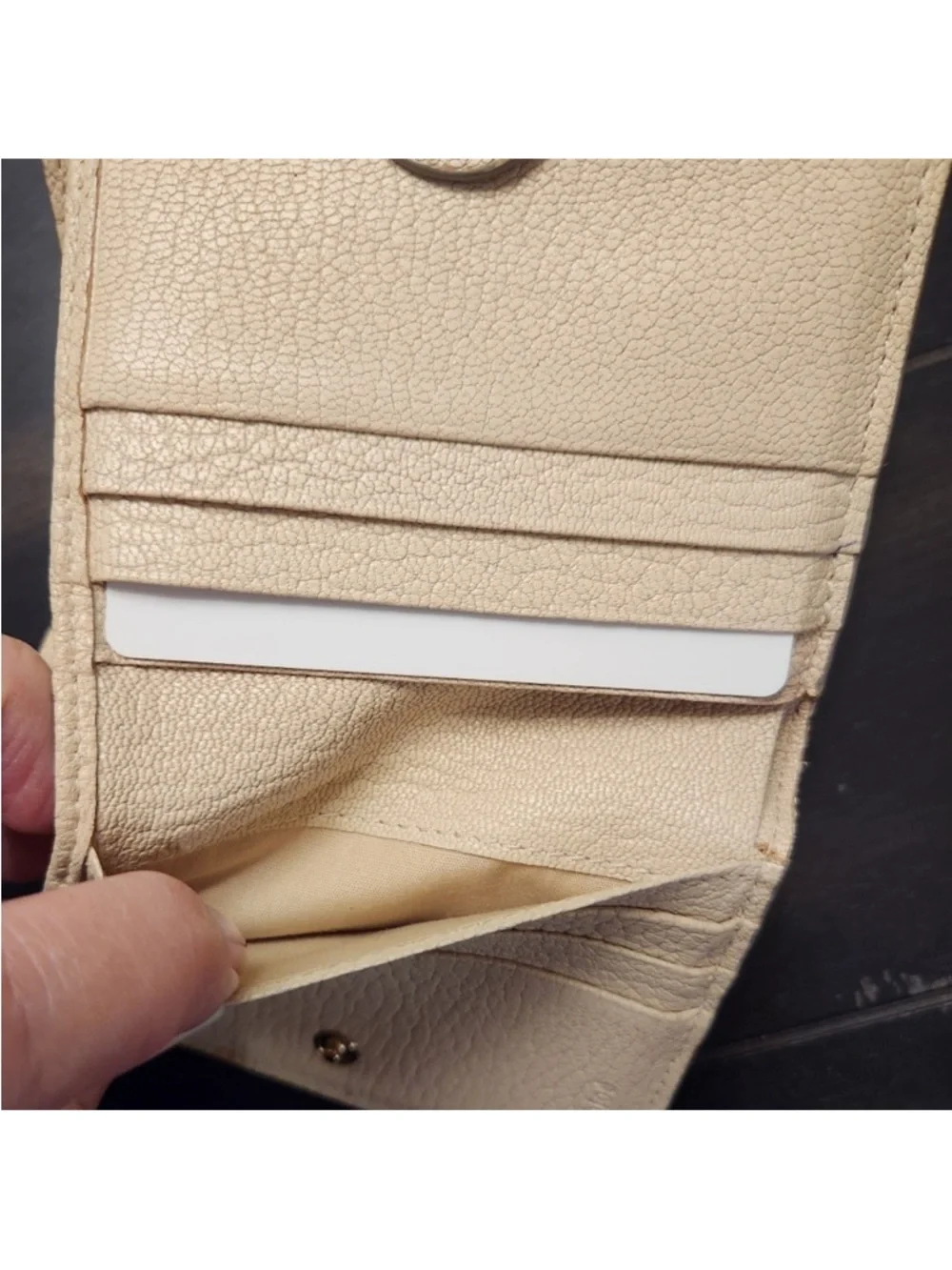 CHLOE Drew Pebbled Grain Turlock Wallet with COA